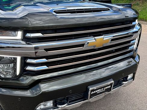 Used 2022 Chevrolet Silverado 3500 High Country w/ Technology Package image 31