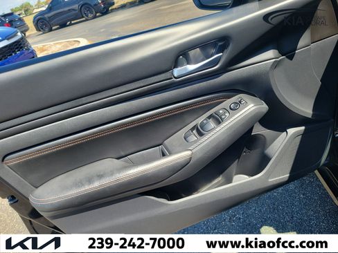 Used 2022 Nissan Altima 2.5 SR FWD image 22