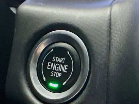 Used 2023 Chevrolet Suburban RST w/ Luxury Package image 18