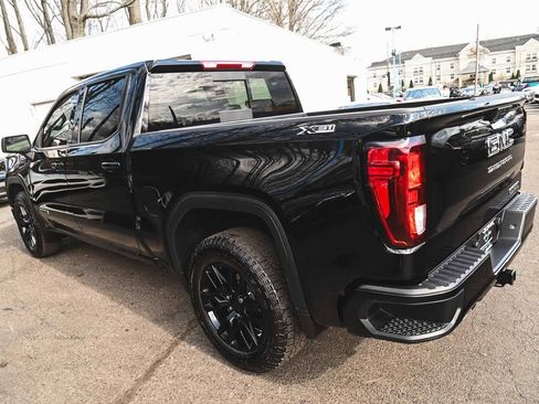 Used 2025 GMC Sierra 1500 Elevation w/ Preferred Package AWD/4WD image 4