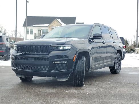 New 2025 Jeep Grand Cherokee L Limited AWD/4WD image 4