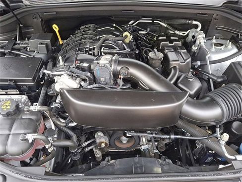 Used 2024 Dodge Durango GT image 28