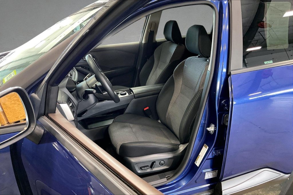 Used 2023 Nissan Rogue SV AWD/4WD image 22