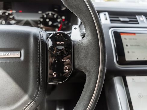 Used 2022 Land Rover Range Rover Sport HST image 25