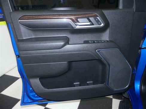 Used 2022 GMC Sierra 1500 Elevation w/ LPO, Elevation Black Package image 26