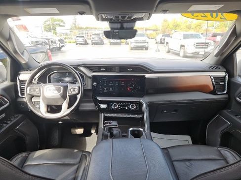 Used 2023 GMC Sierra 1500 Denali w/ Denali Reserve Package image 21