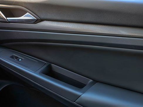 Used 2022 Volkswagen GTI Autobahn image 15