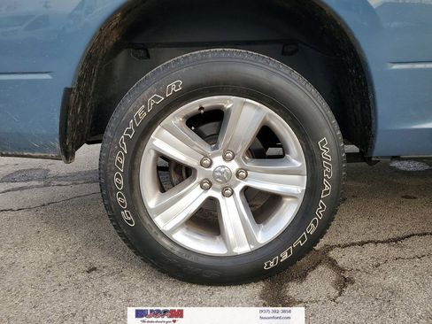 Used 2015 RAM 1500 Sport w/ Ceramic Blue Sport Package image 6