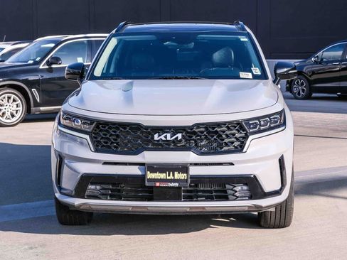 Used 2023 Kia Sorento SX AWD/4WD image 2