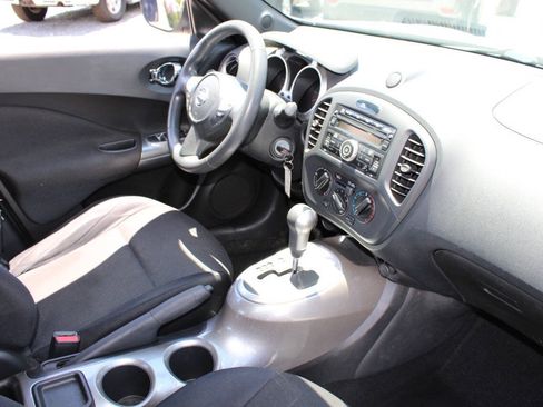 Used 2011 Nissan Juke S AWD/4WD image 12