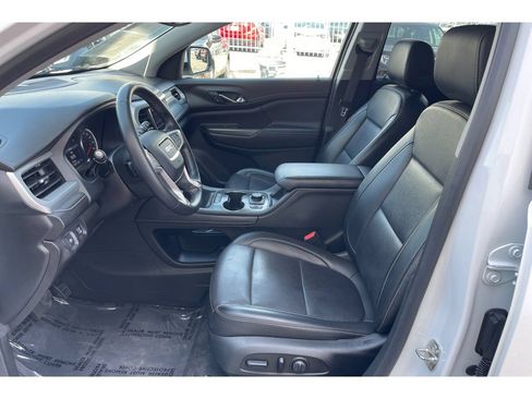 Used 2023 GMC Acadia SLT AWD/4WD image 11