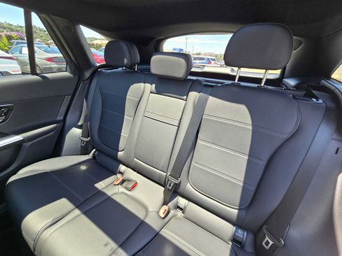 Used 2026 Mercedes-Benz GLC 300 4MATIC image 17