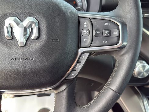 Used 2025 RAM 1500 Laramie AWD/4WD image 16