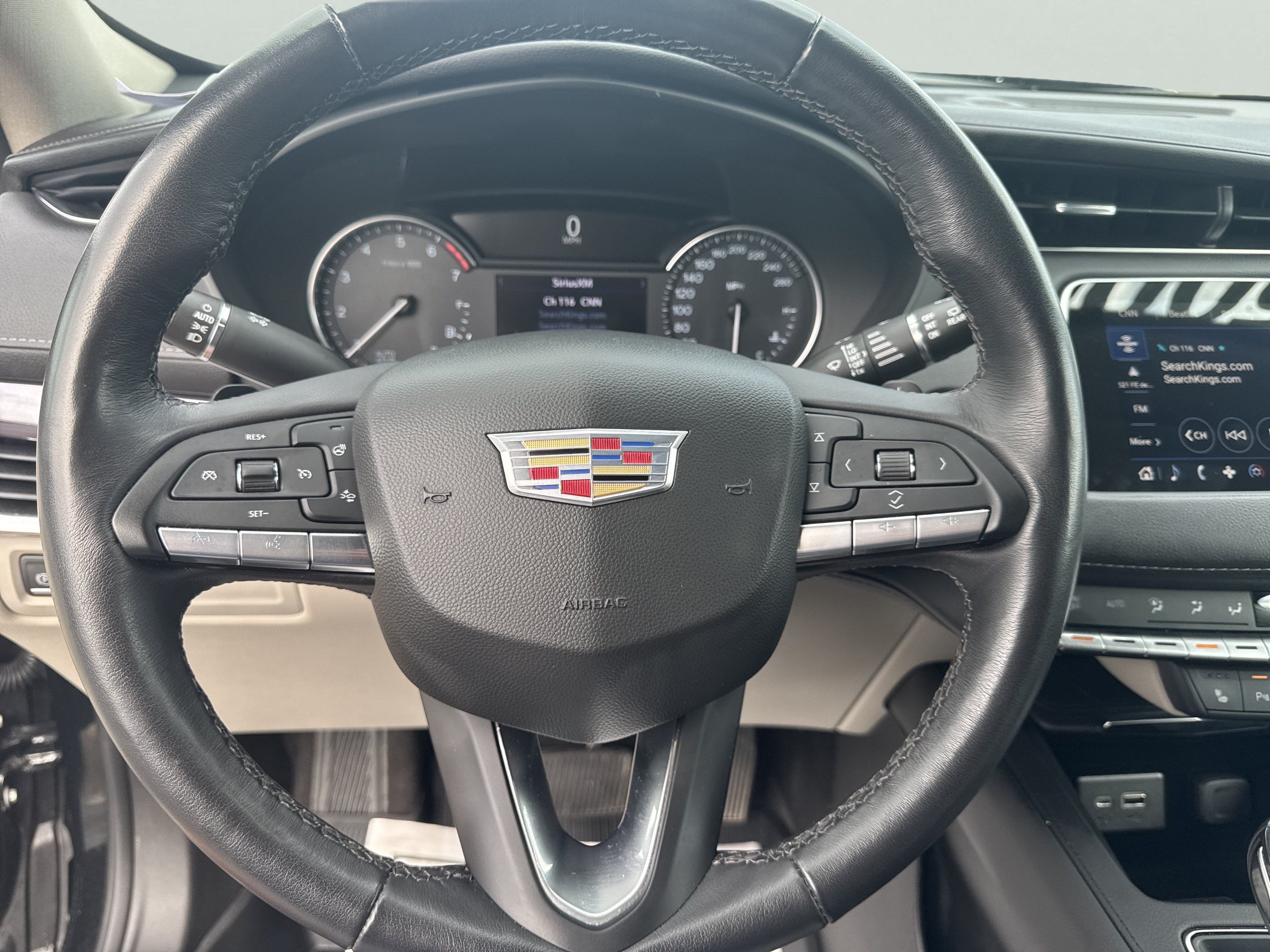 Used 2022 Cadillac XT4 Luxury AWD/4WD image 14