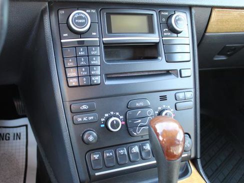 Used 2013 Volvo XC90 3.2 image 21