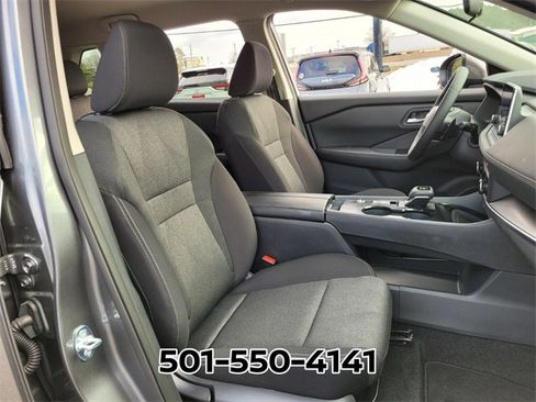 Used 2026 Nissan Rogue SV image 17