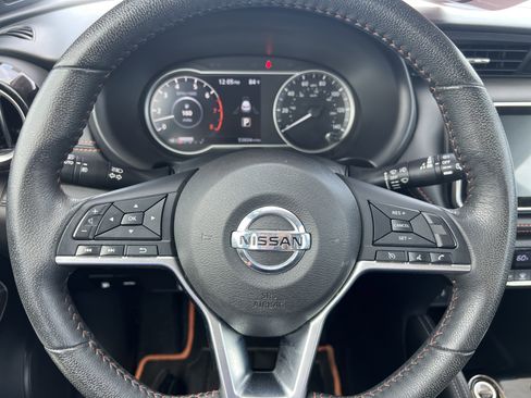 Used 2019 Nissan Kicks SR w/ Exterior Electronics Package FWD image 21