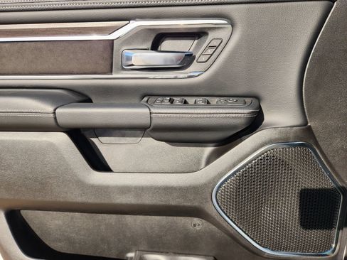 New 2026 RAM 1500 Laramie AWD/4WD image 19
