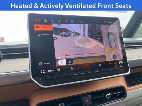 New 2025 Volkswagen ID. Buzz 1st Edition image 17