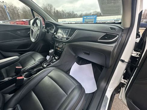 Used 2019 Buick Encore Essence image 30
