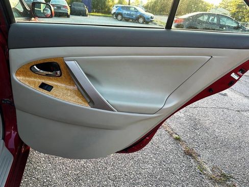 Used 2007 Toyota Camry XLE image 20