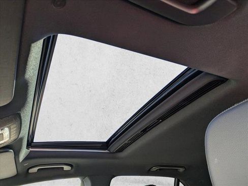 Certified 2025 Mercedes-Benz GLE 350 4MATIC image 20