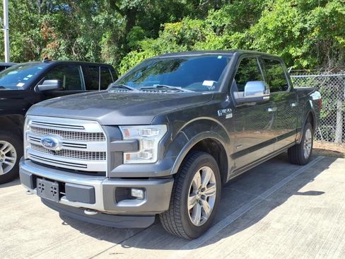 Used 2015 Ford F150 Platinum w/ Equipment Group 701A Luxury AWD/4WD image 4