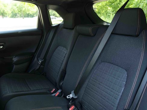 Used 2025 Honda HR-V Sport image 18