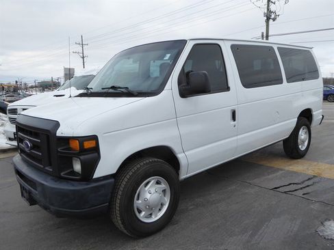 Used 2013 Ford E-350 and Econoline 350 XL image 3