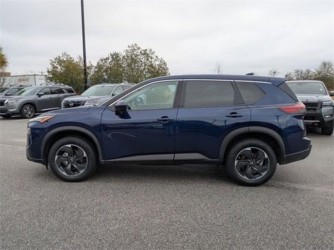 Certified 2024 Nissan Rogue SV image 7