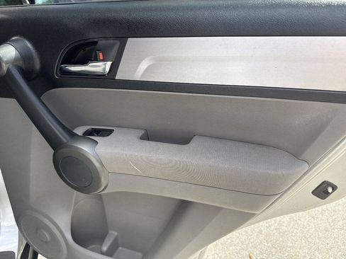 Used 2011 Honda CR-V EX image 19