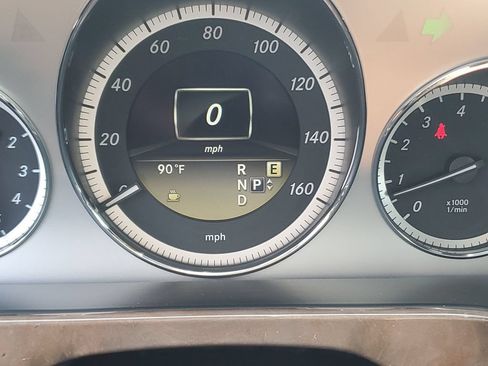Used 2012 Mercedes-Benz E 350 4MATIC Sedan image 25
