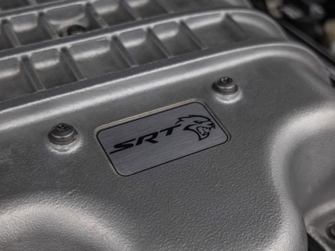 Used 2015 Dodge Challenger SRT Hellcat image 37