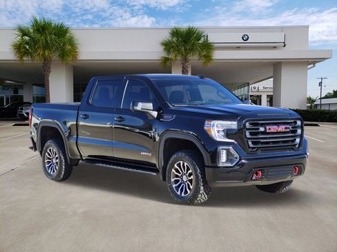 Used 2022 GMC Sierra 1500 AT4 w/ AT4 Preferred Package image 3