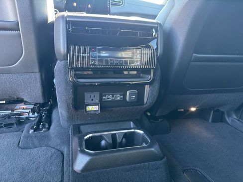 New 2026 Jeep Grand Wagoneer Limited w/ Premium Group II AWD/4WD image 21