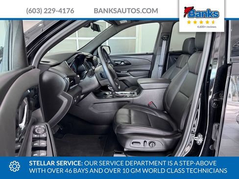Used 2023 Chevrolet Traverse RS AWD/4WD image 9