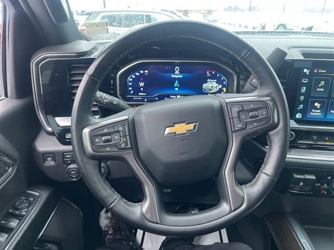 Used 2024 Chevrolet Silverado 2500 High Country w/ Technology Package image 17