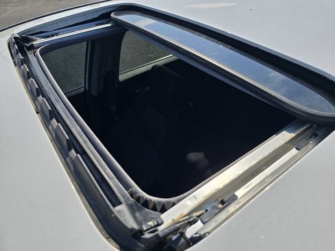 Used 2021 Honda CR-V EX image 3