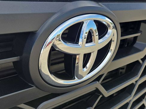 New 2026 Toyota Tundra SR5 image 16