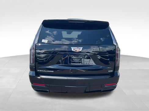 Used 2026 Cadillac Escalade ESV Platinum Sport AWD/4WD image 4