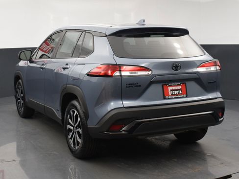 Used 2024 Toyota Corolla Cross AWD Hybrid image 3
