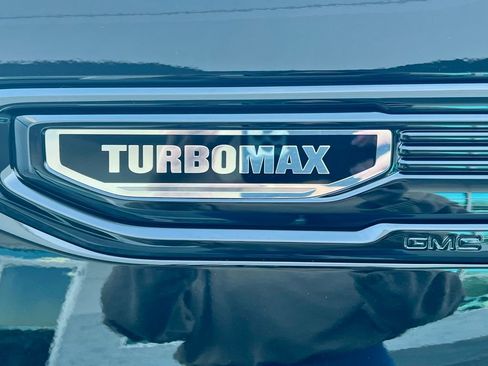 New 2026 GMC Sierra 1500 Elevation image 7