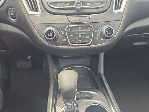 Used 2024 Chevrolet Malibu LT image 8