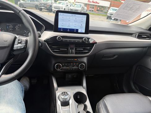 Used 2022 Ford Escape SEL AWD/4WD image 20