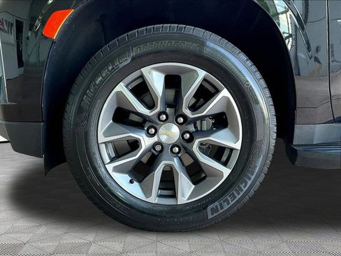 Used 2021 Chevrolet Tahoe LT w/ LT Signature Package AWD/4WD image 33