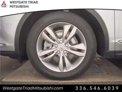 Used 2023 Acura MDX SH-AWD image 8