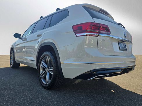 Used 2019 Volkswagen Atlas SE w/ Towing Package image 5