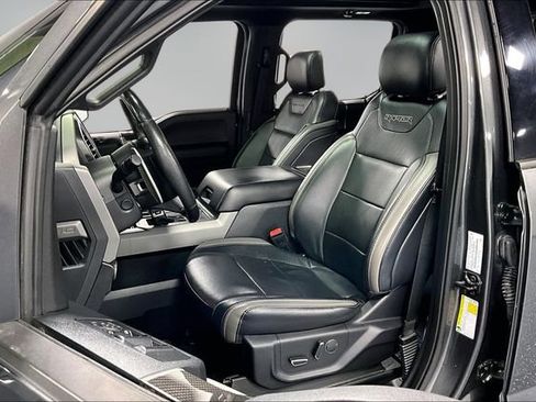 Used 2018 Ford F150 Raptor w/ Equipment Group 802A Luxury AWD/4WD image 19