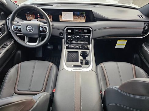 New 2026 Nissan Armada SL image 8