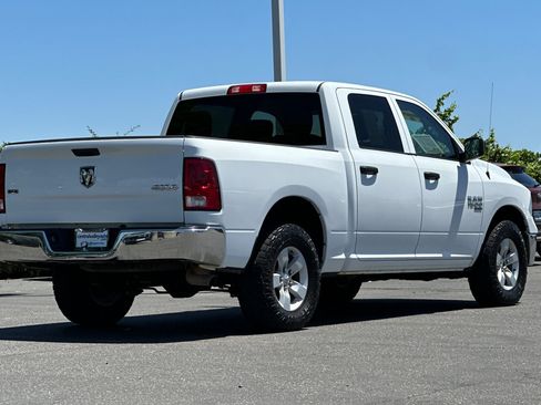 Used 2023 RAM 1500 Classic SLT w/ Electronics Group AWD/4WD image 4